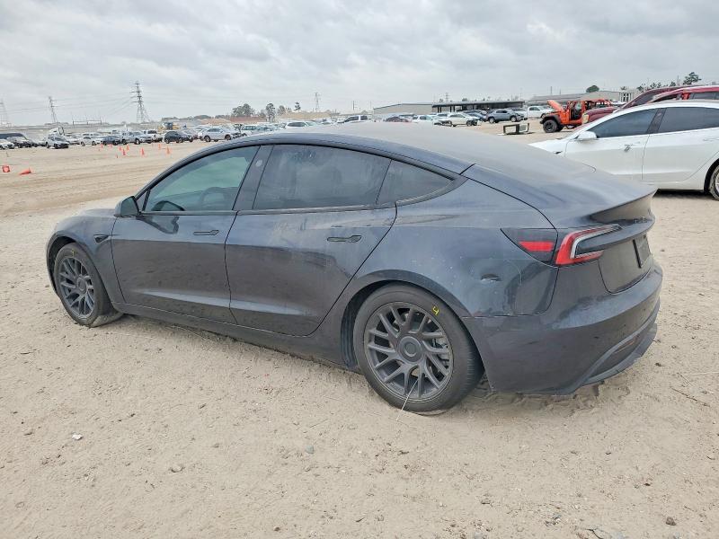 2024 Tesla Model 3 awd W/long r