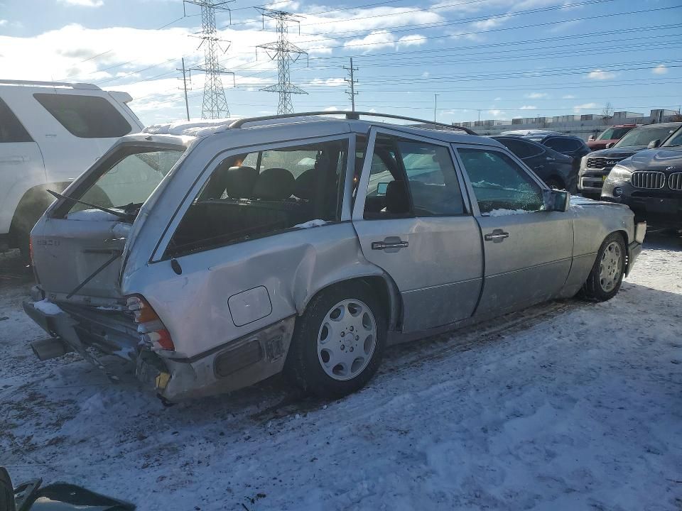 1995 Mercedes-Benz E 320
