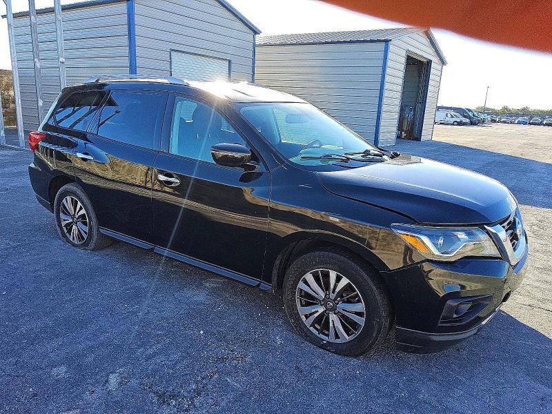 2018 Nissan Pathfinder s