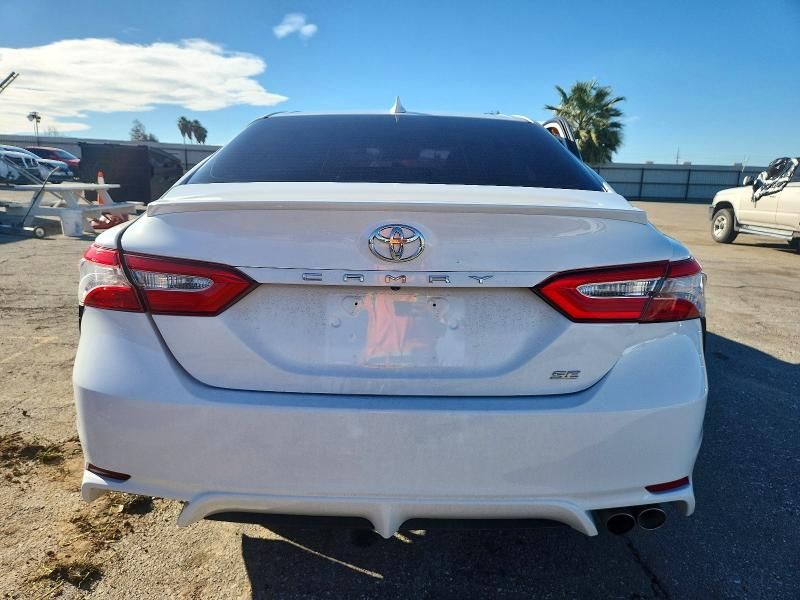 2020 Toyota Camry se