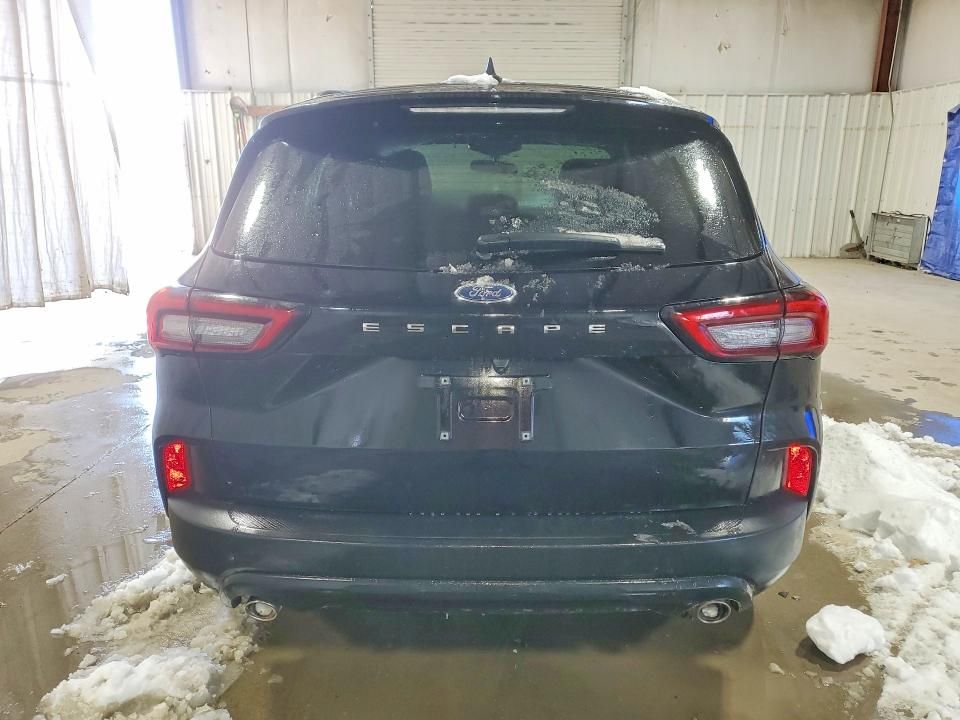 2025 Ford Escape st Line