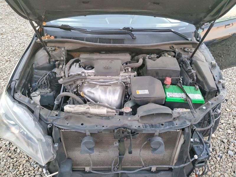 2016 Toyota Camry le