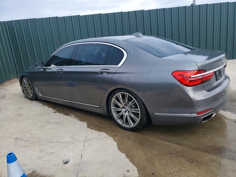 2016 BMW 740 i