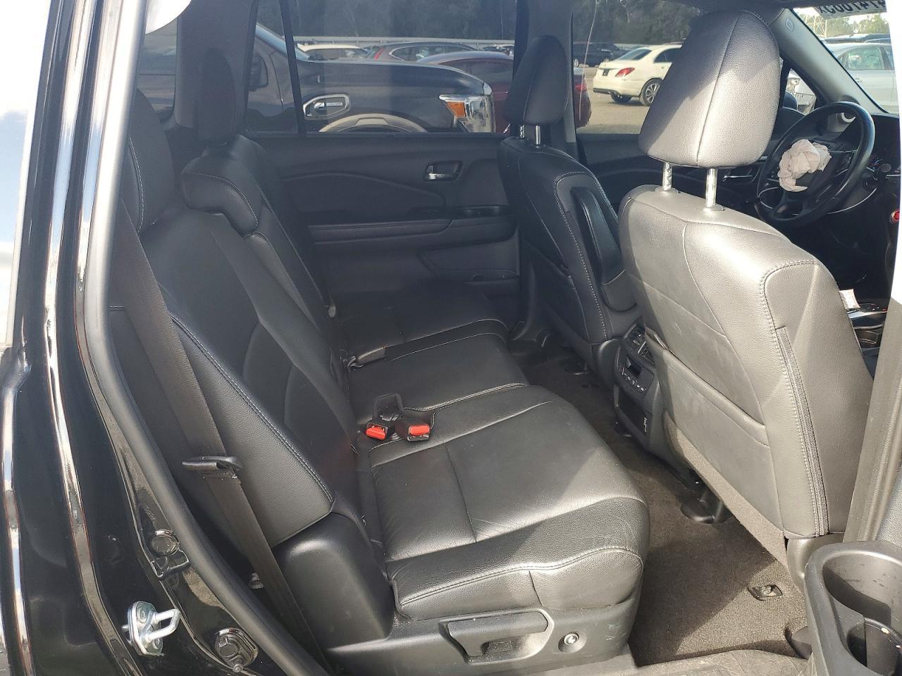2022 Honda Pilot se