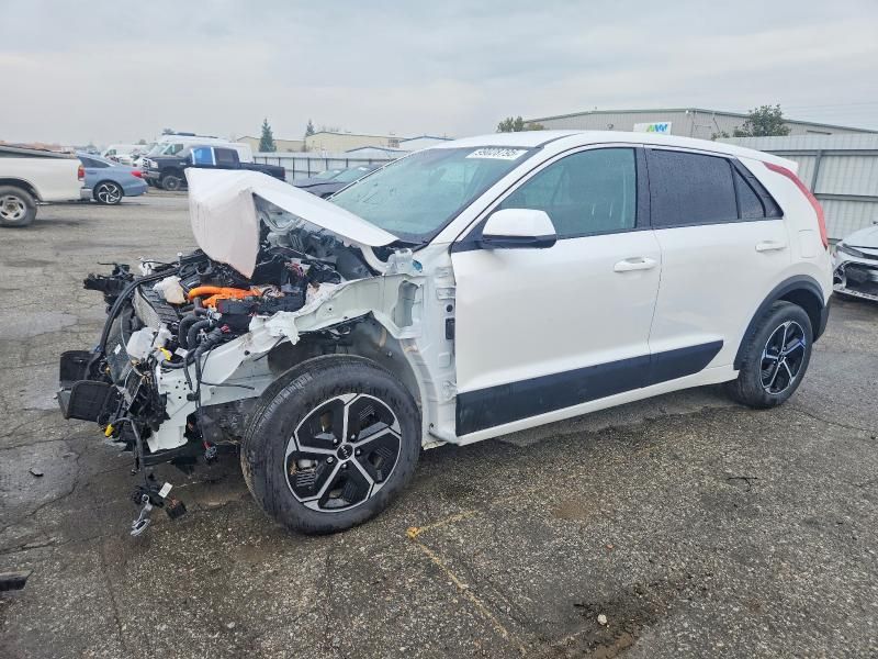 2025 KIA Niro lx