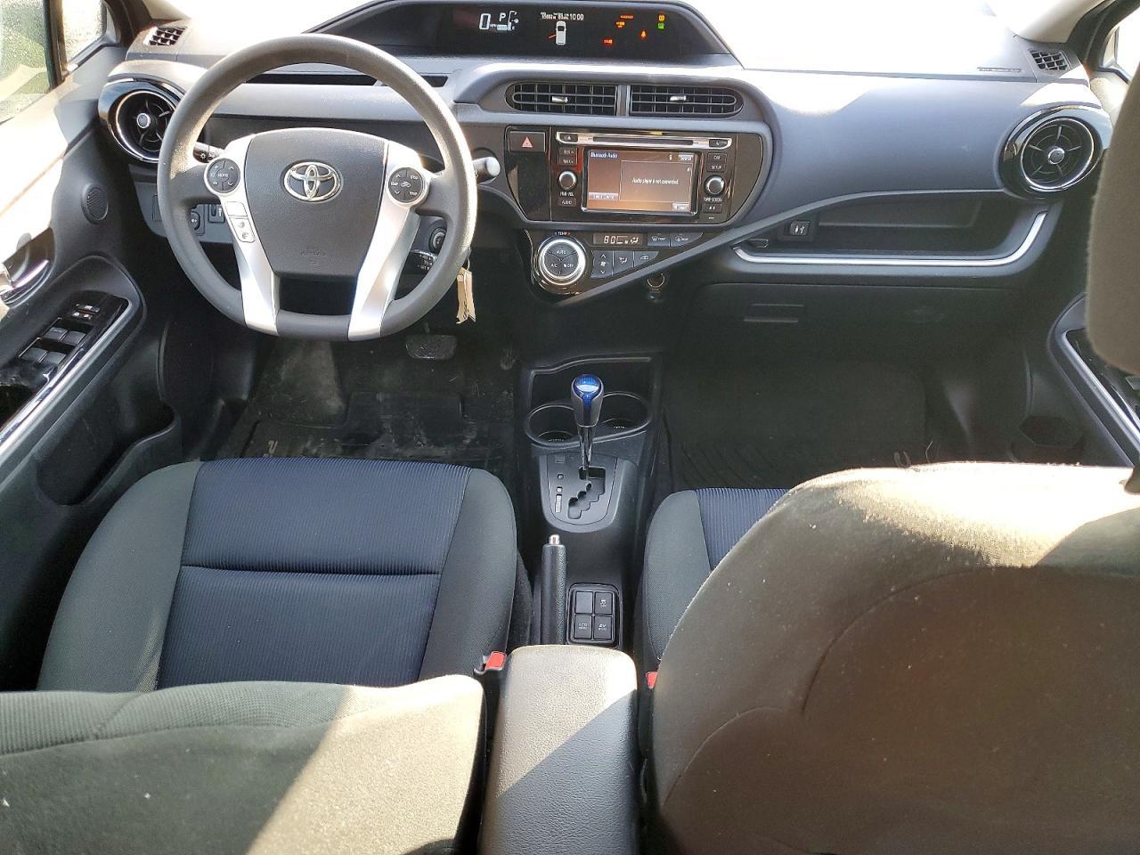 2015 Toyota Prius c