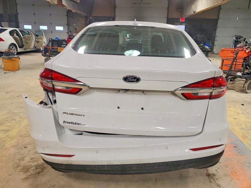 2020 Ford Fusion se