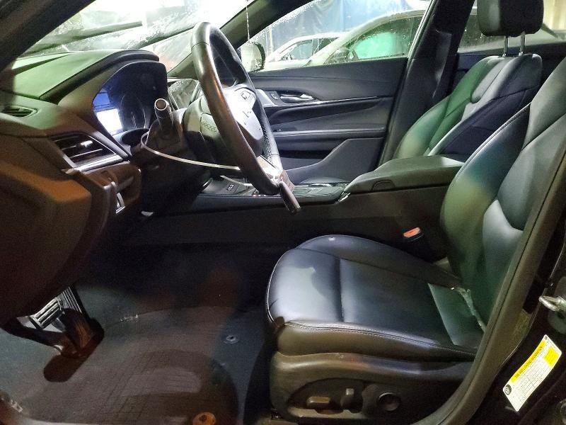 2021 Cadillac CT4 Luxury