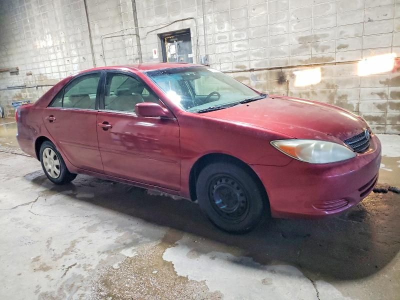 2004 Toyota Camry le