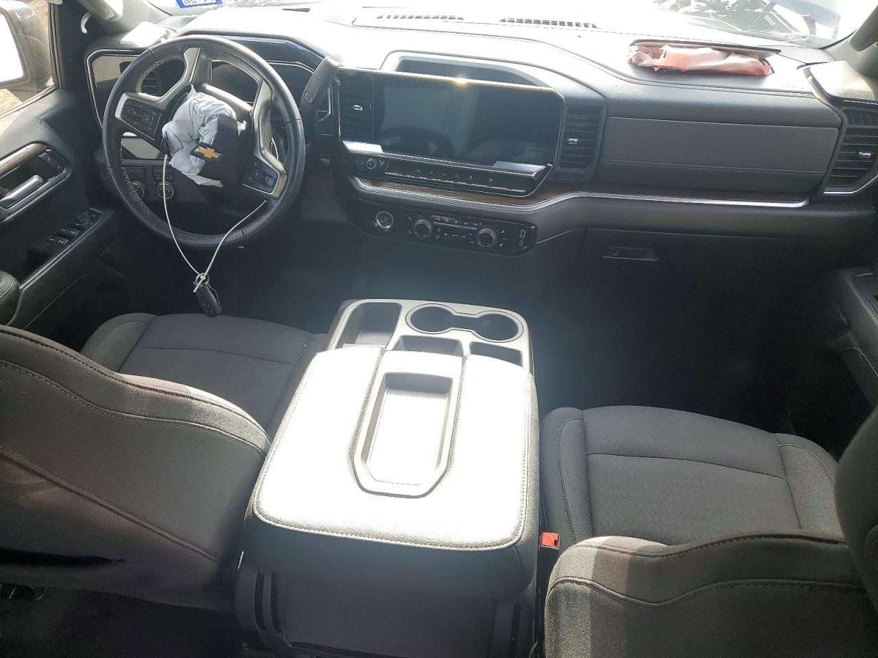 2022 Chevrolet Silverado C1500 LT
