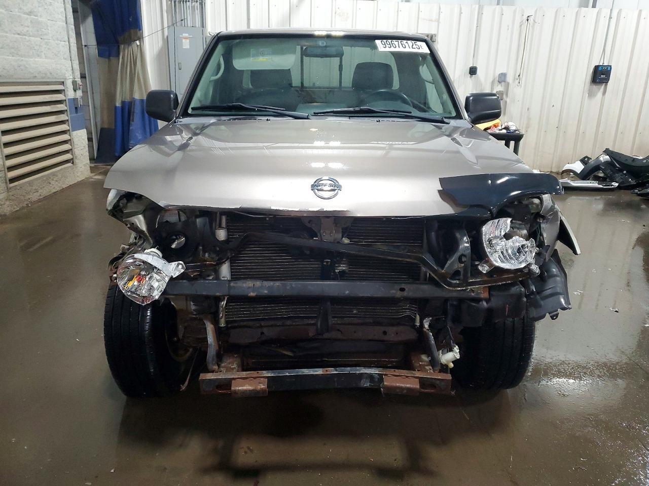 2004 Nissan Frontier XE-V6