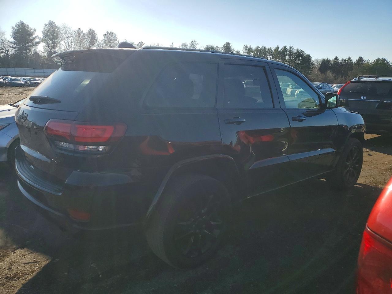 2017 Jeep Grand Cherokee Laredo