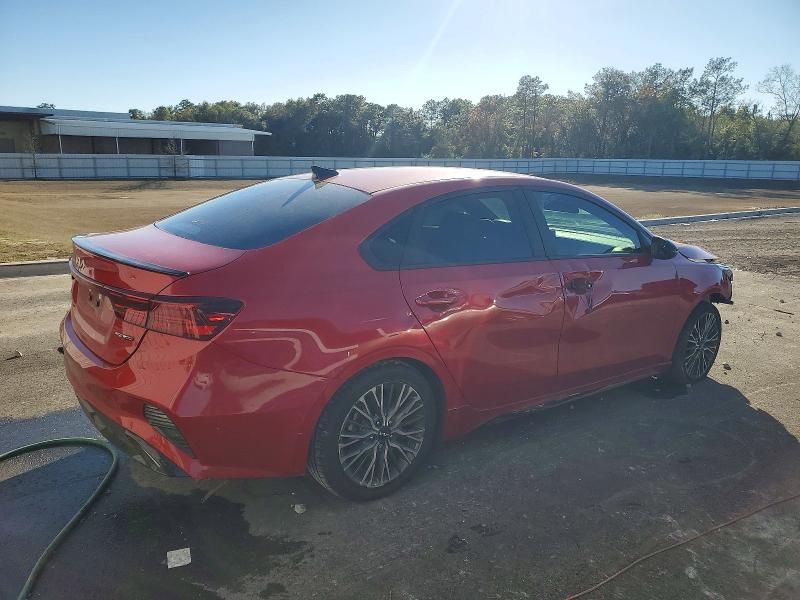 2024 KIA Forte gt Line