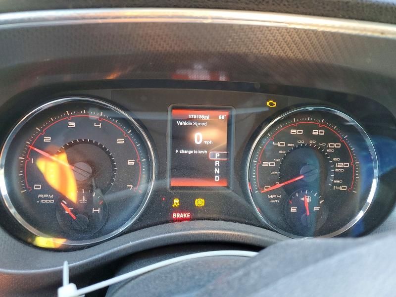 2012 Dodge Charger se