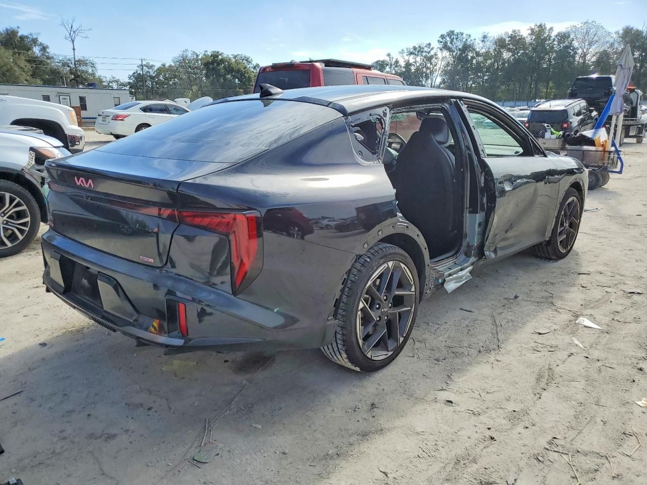 2025 KIA K4 gt Line