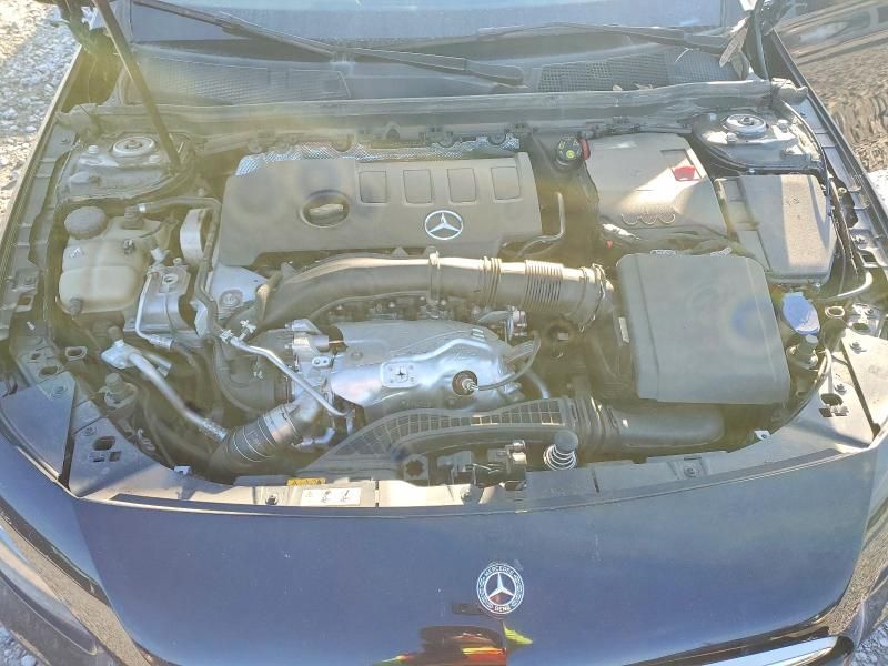 2020 Mercedes-Benz A 220