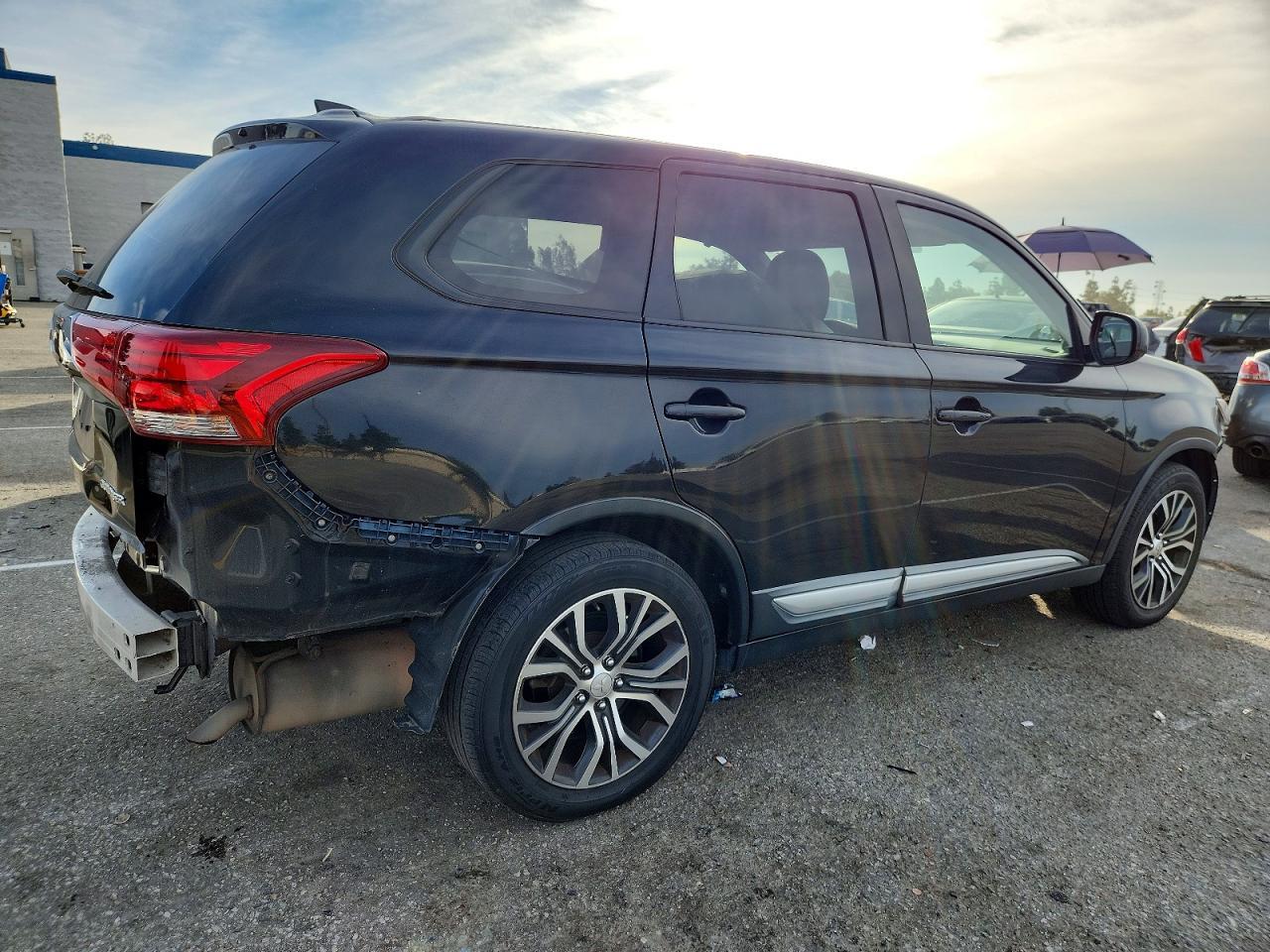 2018 Mitsubishi Outlander es