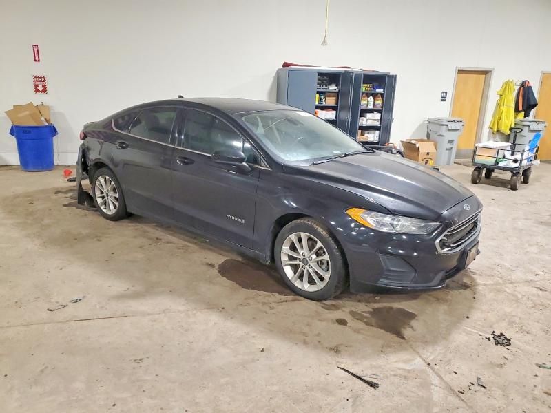 2019 Ford Fusion se