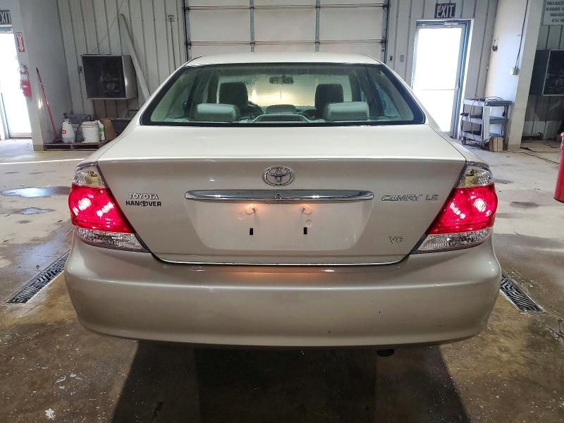 2006 Toyota Camry le