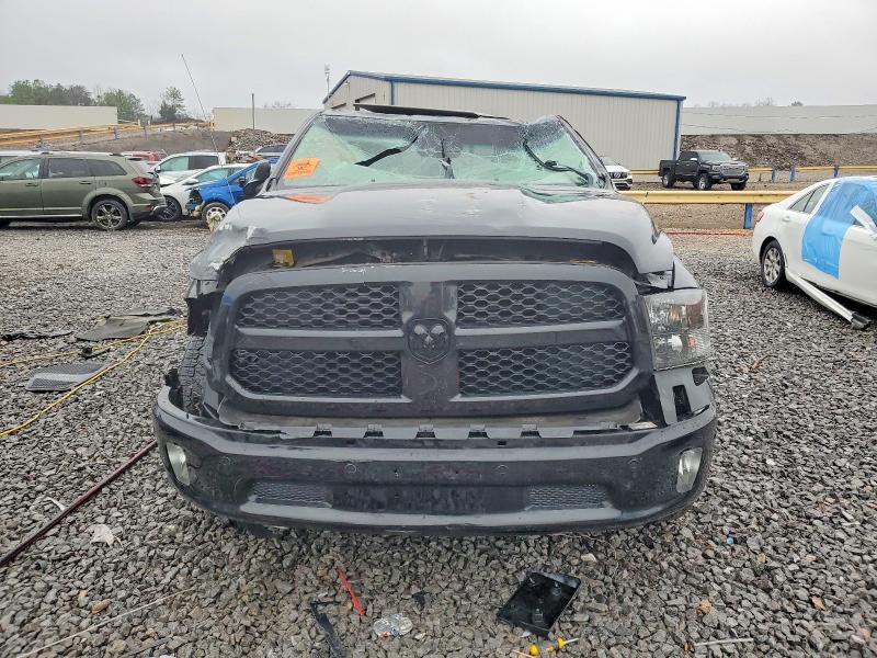 2018 Dodge RAM 1500 SLT