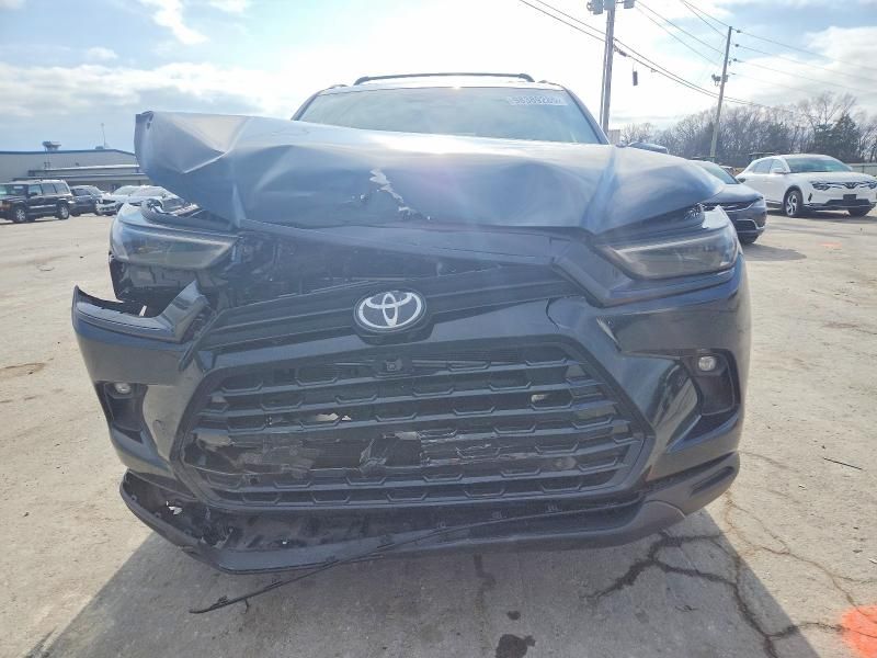 2025 Toyota Grand Highlander le