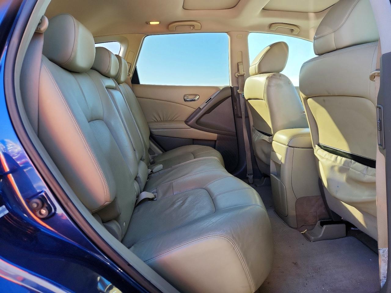 2009 Nissan Murano s