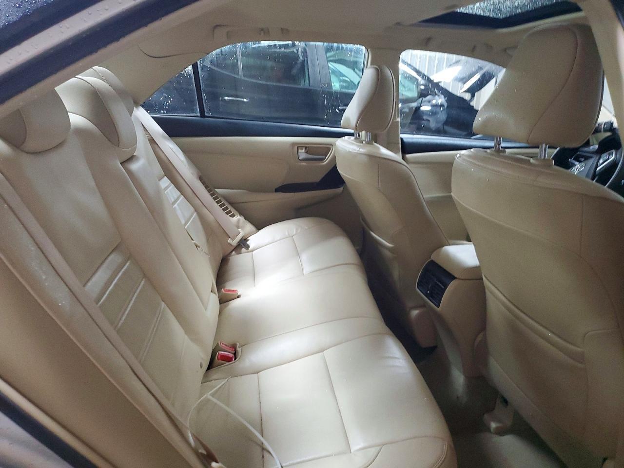 2017 Toyota Camry Hybrid