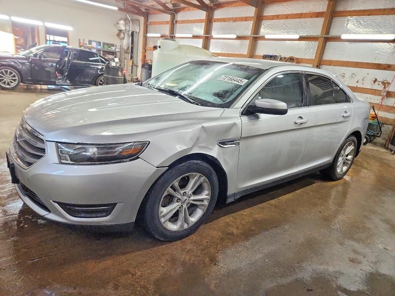2017 Ford Taurus sel