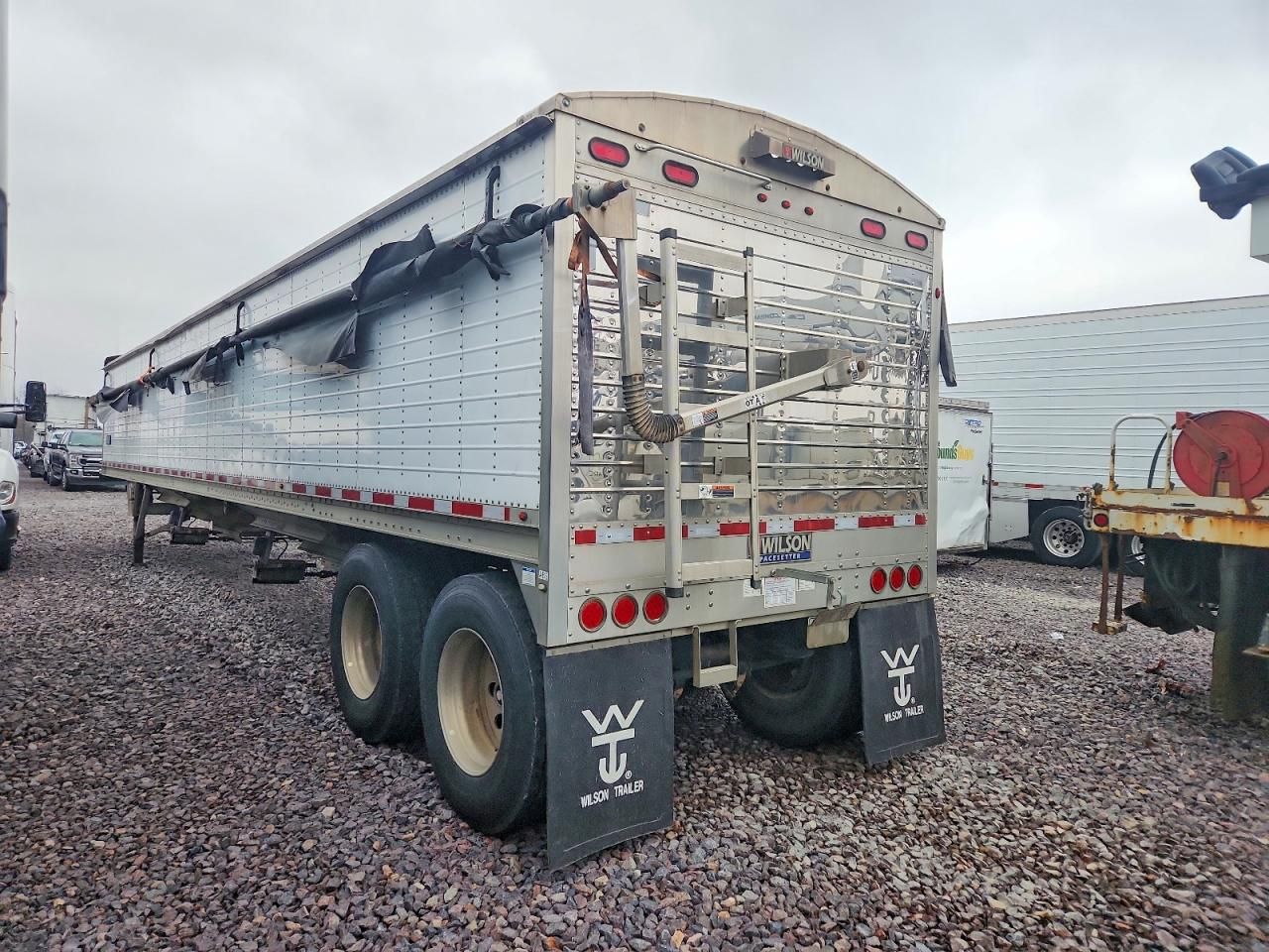 2018 Wilson Dwh-650 Grain Trailer