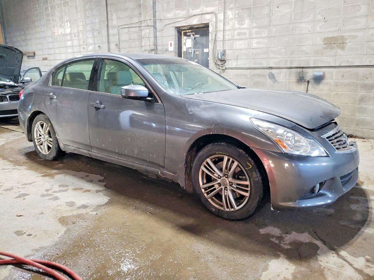 2012 Infiniti G25