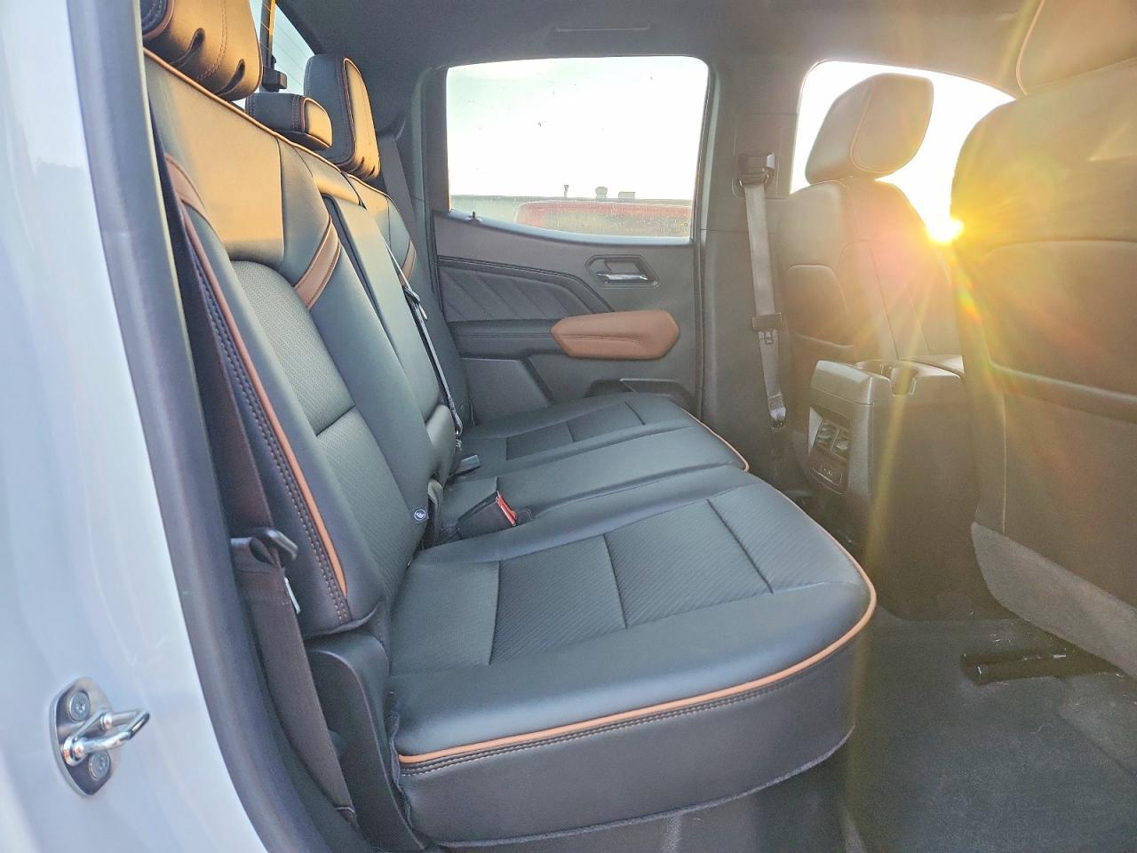2023 GMC Canyon AT4