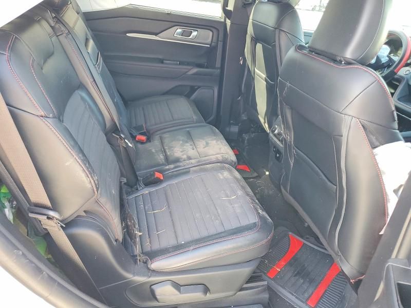 2025 Ford Explorer St-line