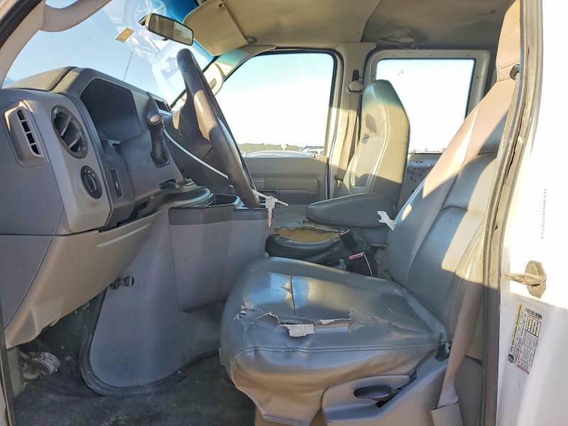 2009 Ford E250 Delivery Van