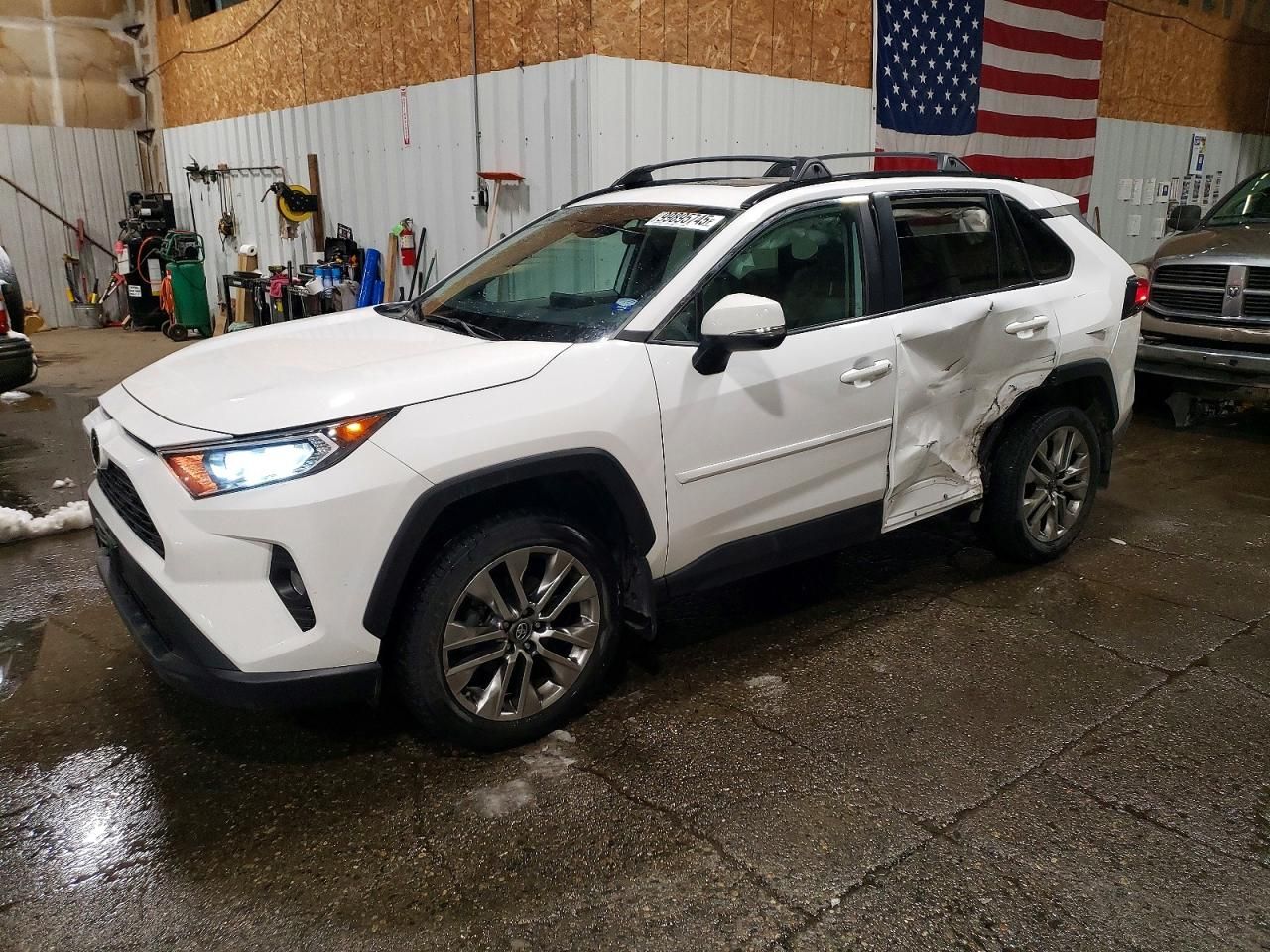 2019 Toyota Rav4 xle Premium