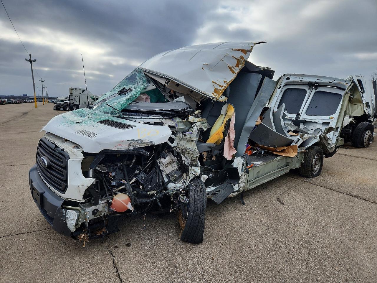 2018 Ford Transit T-250