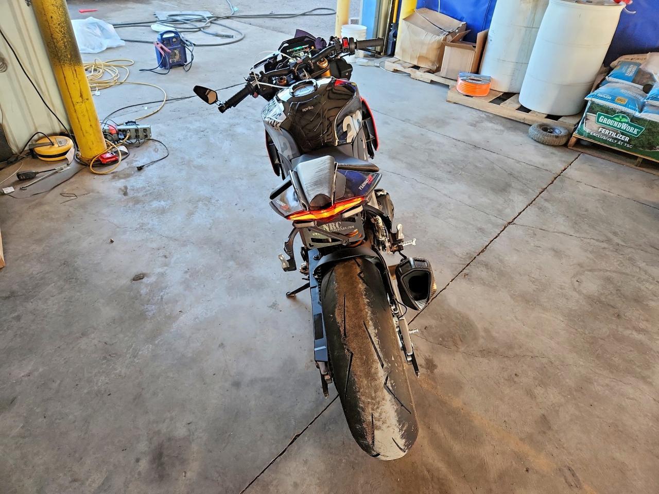 2023 Aprilia Tuono V4 1100 Factory