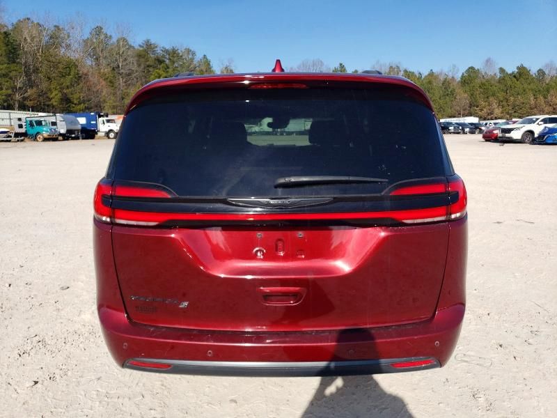 2021 Chrysler Pacifica Touring