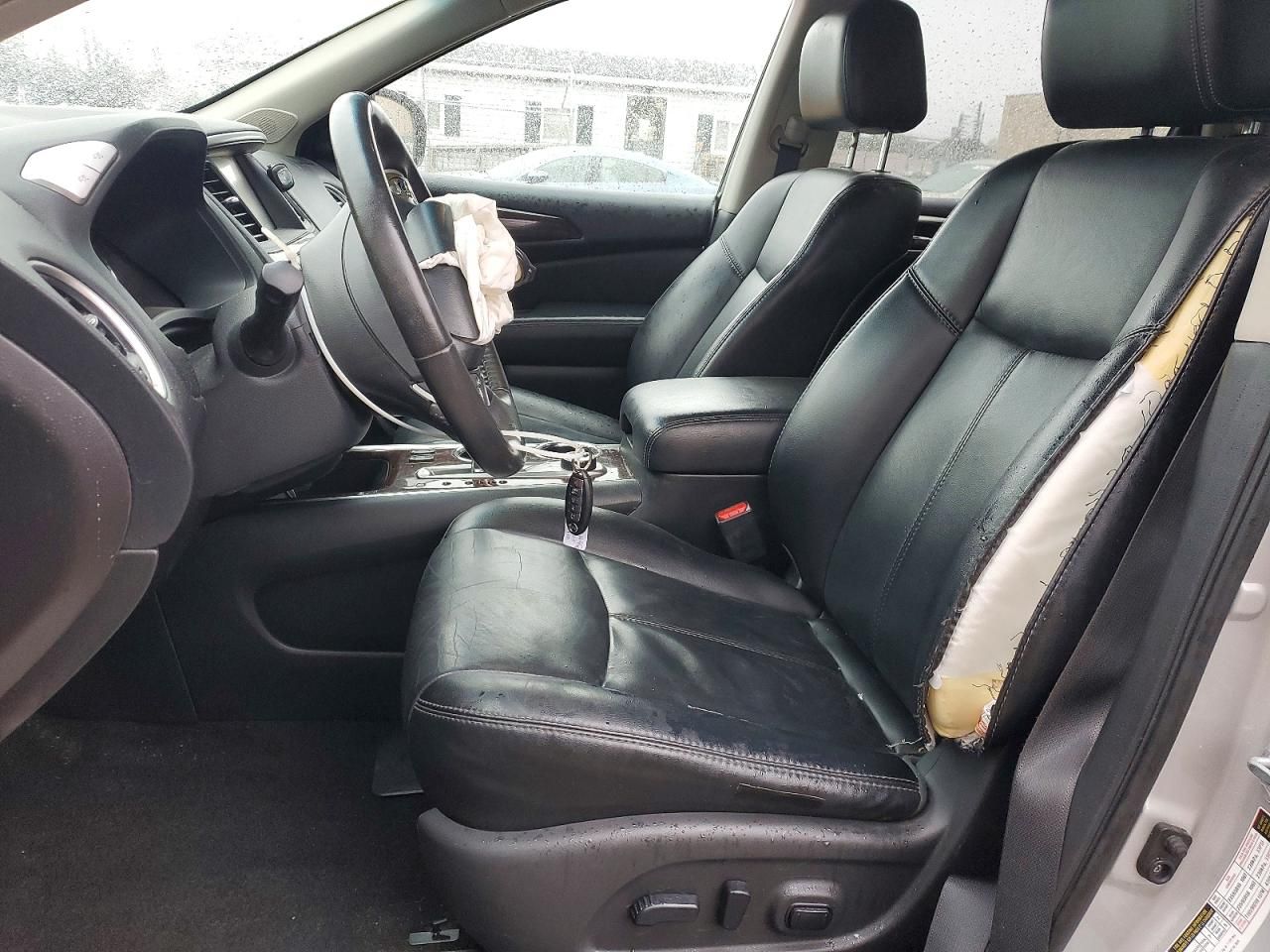 2015 Nissan Pathfinder s