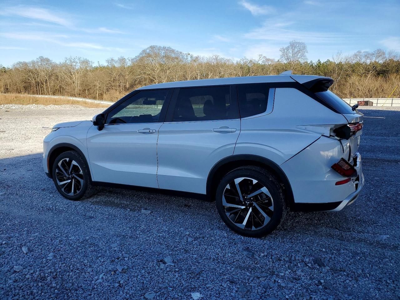 2024 Mitsubishi Outlander se