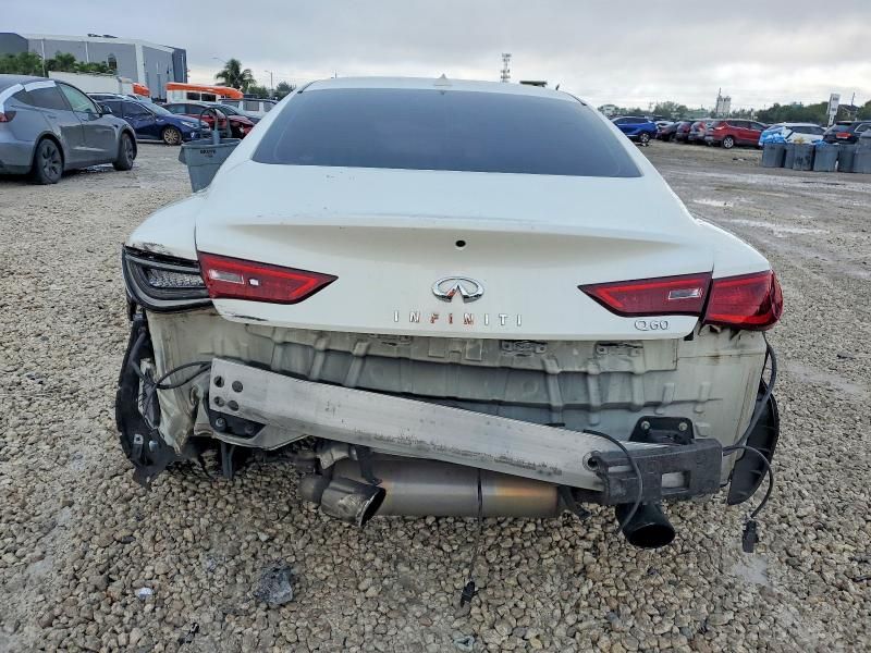 2018 Infiniti Q60 Luxe 300