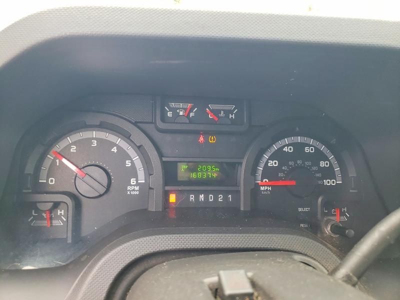 2011 Ford Econoline E350 Super Duty Wagon