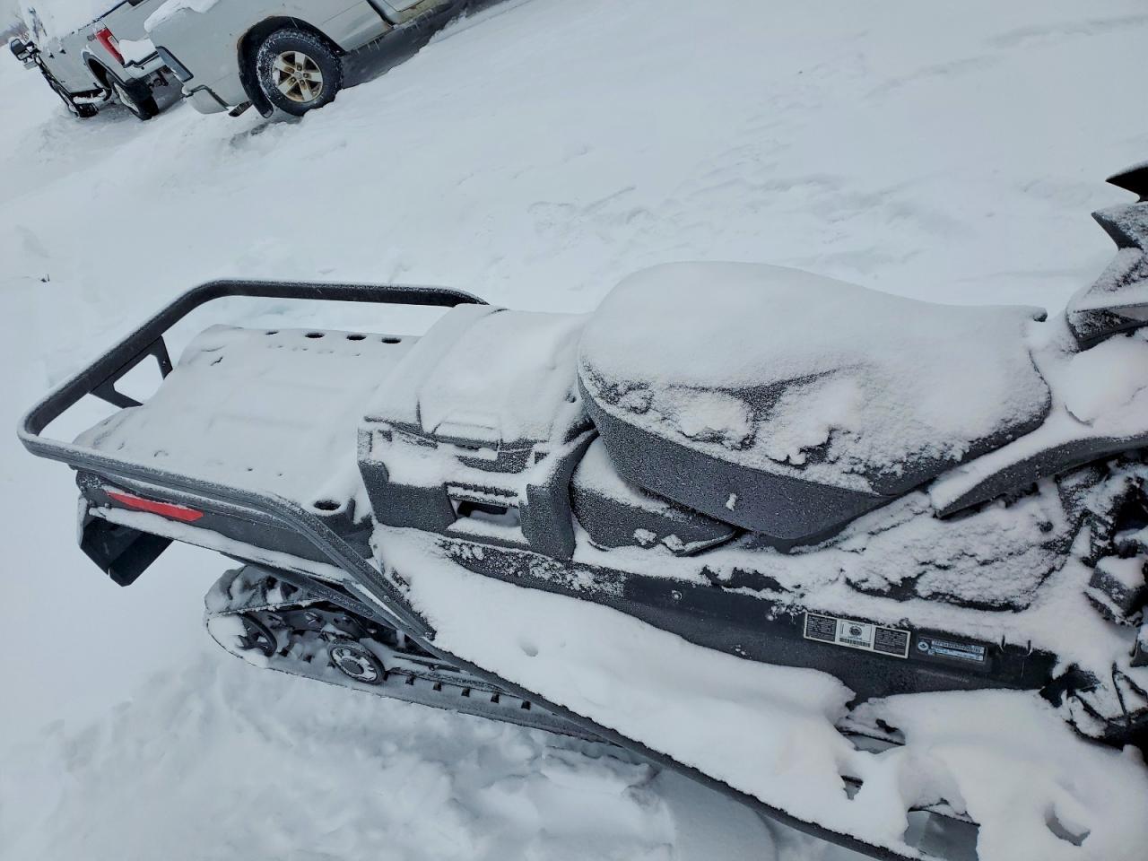2025 Skidoo Expedition SE 900 T
