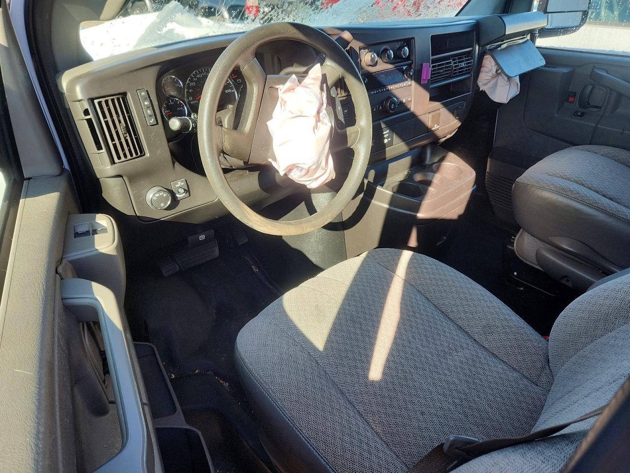 2017 GMC Truck Savana CG Van 2500 2