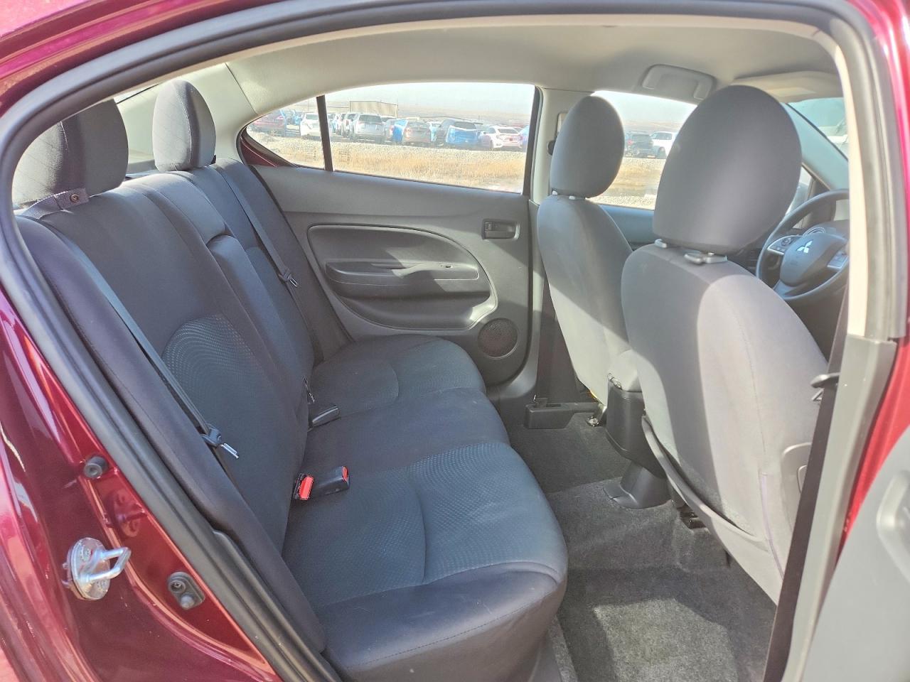 2019 Mitsubishi Mirage G4 es