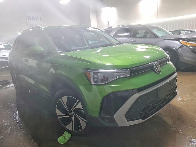 2025 Volkswagen Taos se