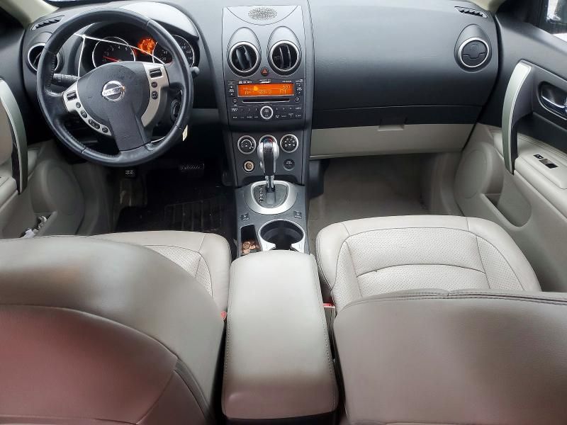 2010 Nissan Rogue s