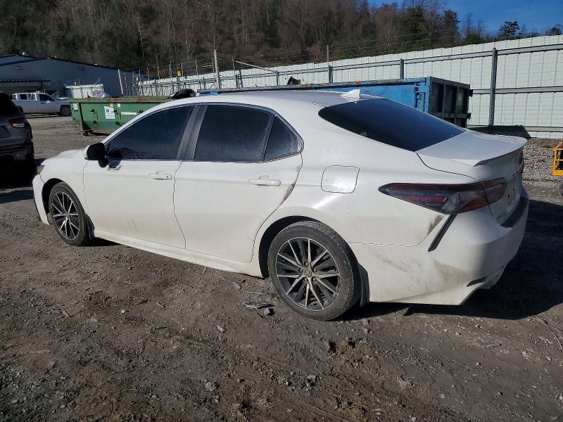 2021 Toyota Camry se