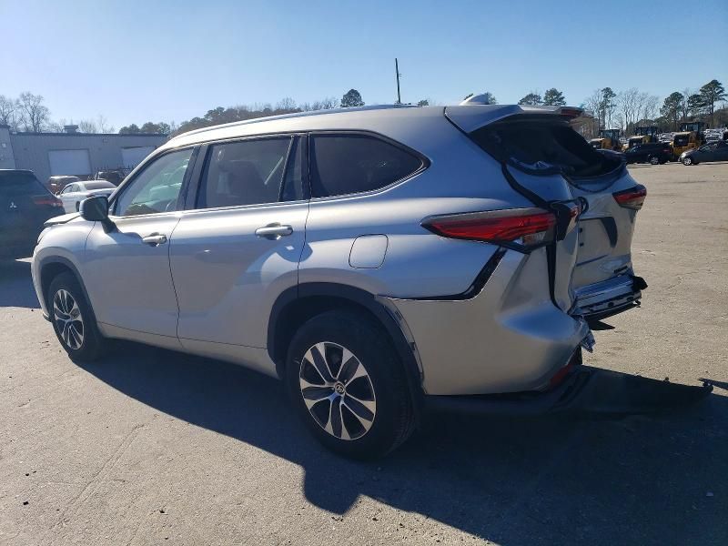 2021 Toyota Highlander xle