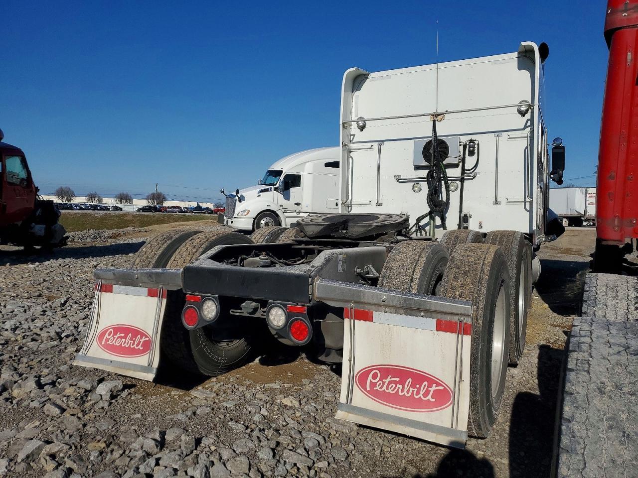 2018 Peterbilt 579 Semi Truck