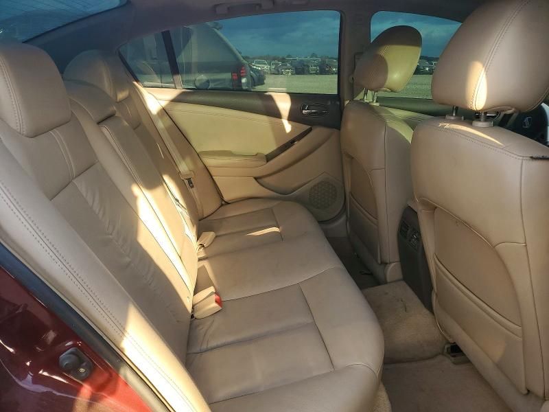 2010 Nissan Altima Base